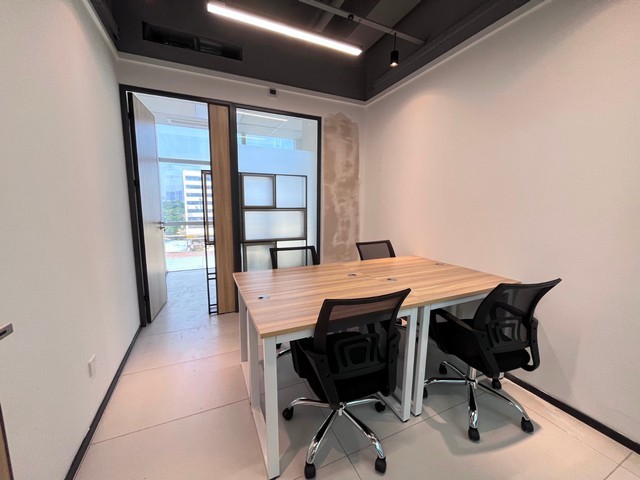 河北加长轴高顶冷藏车多少钱